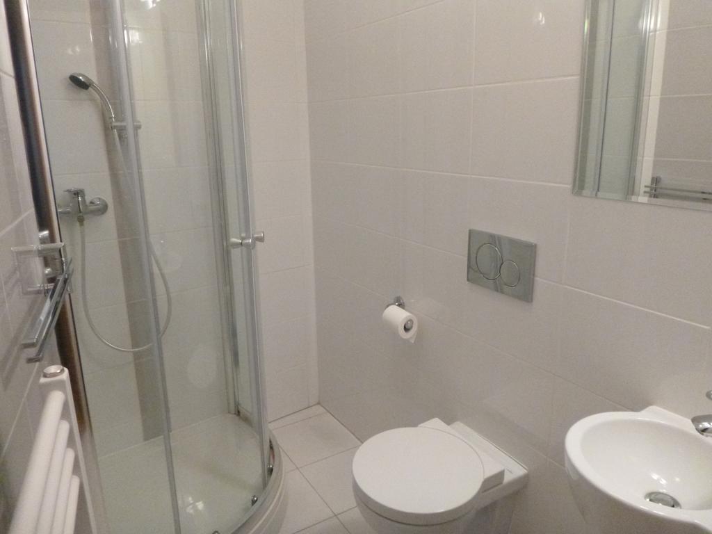 Отель Pikolo - Izby Na Prenajom Нове-Место-над-Вагом Экстерьер фото